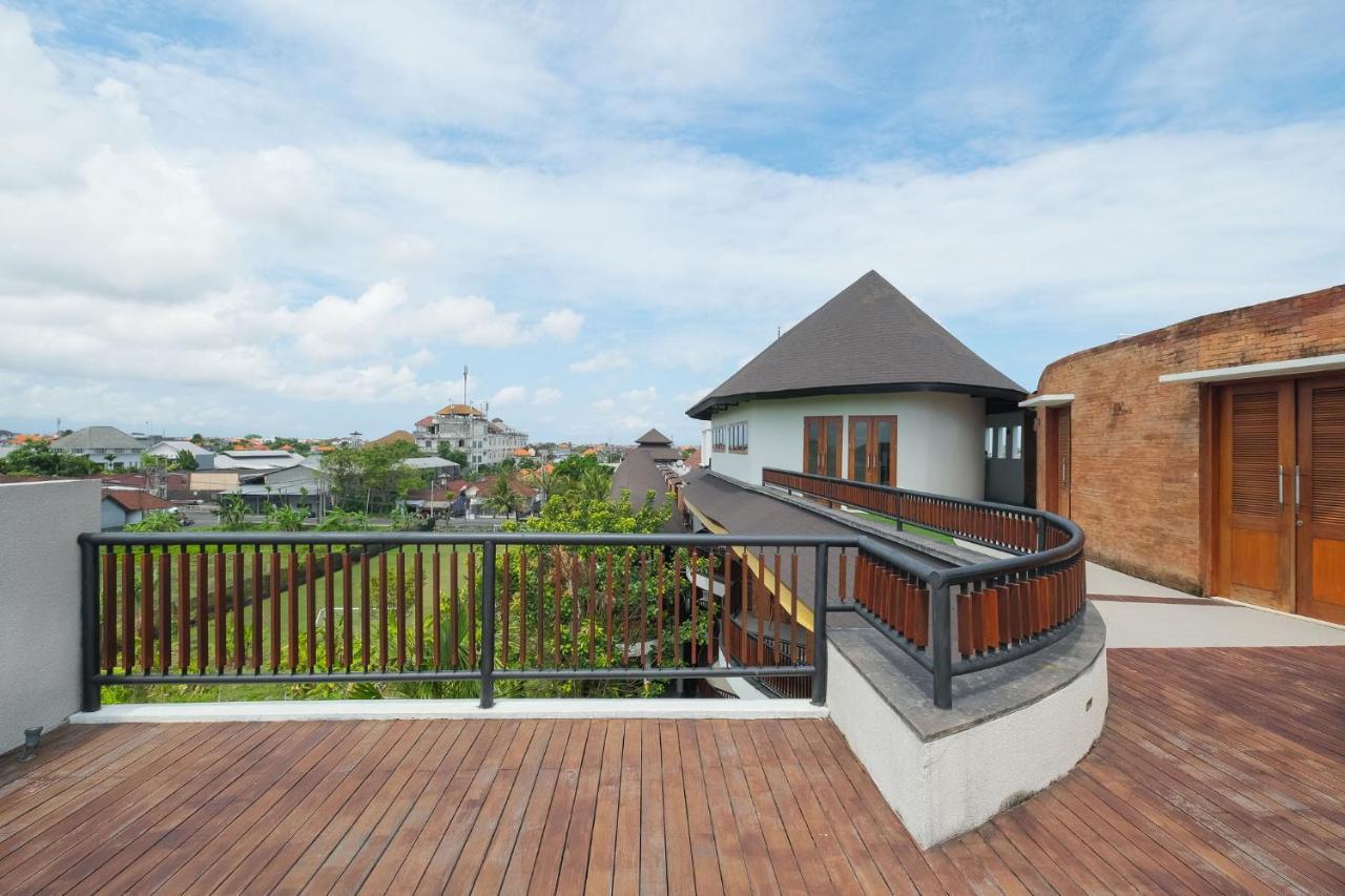 Djabu Seminyak Hotel Denpasa Buitenkant foto