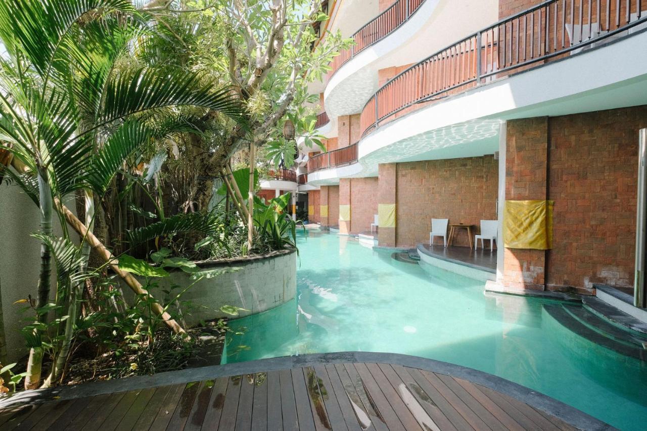 Djabu Seminyak Hotel Denpasa Buitenkant foto