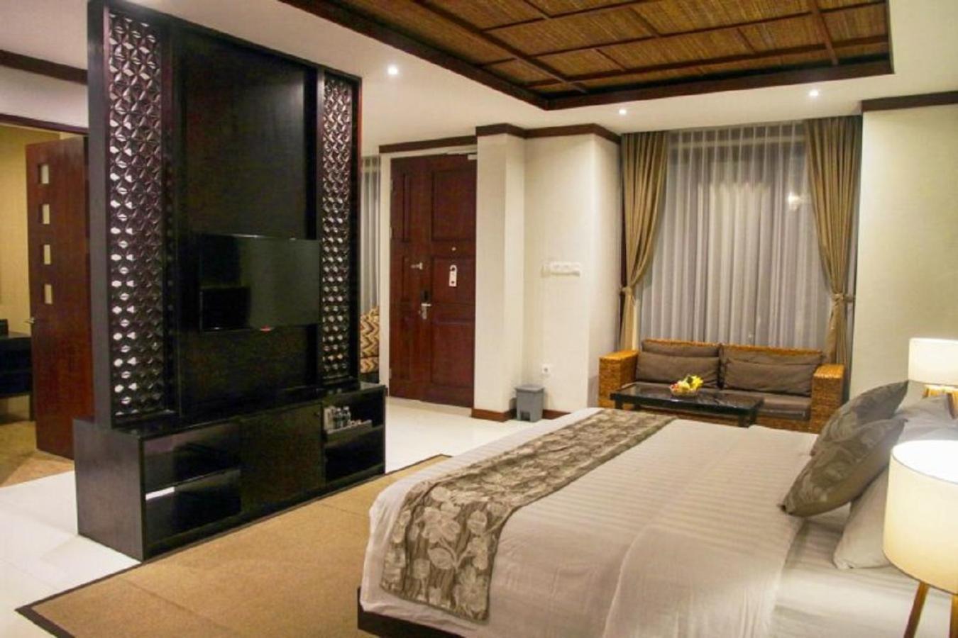 Djabu Seminyak Hotel Denpasa Buitenkant foto